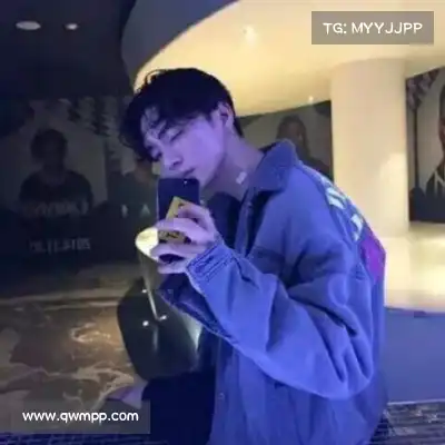 骆铖柳